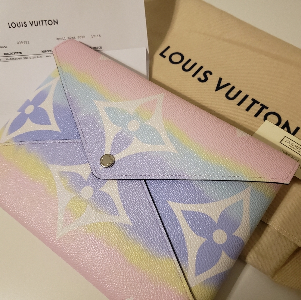 SOLD🅿🅿Louis Vuitton Escale Large Pastel Kirigami